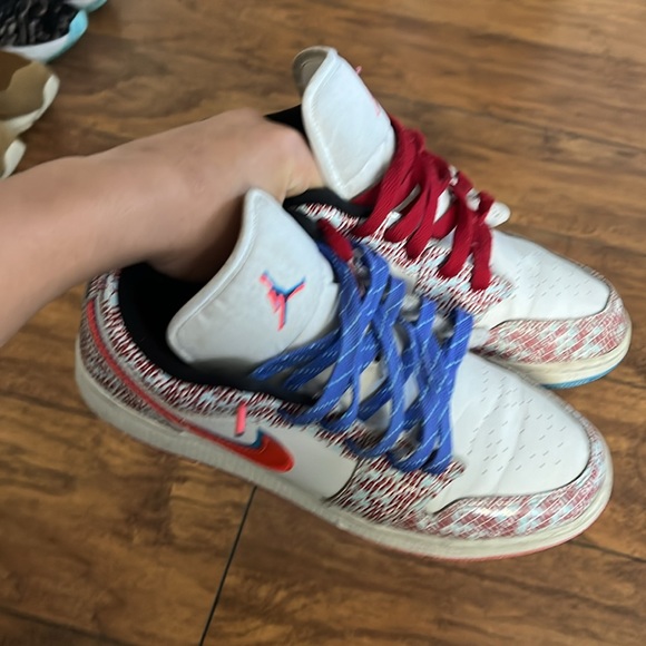 Lot of shoes authentic guarantee, ones in box are brand new the others are good - Picture 2 of 10